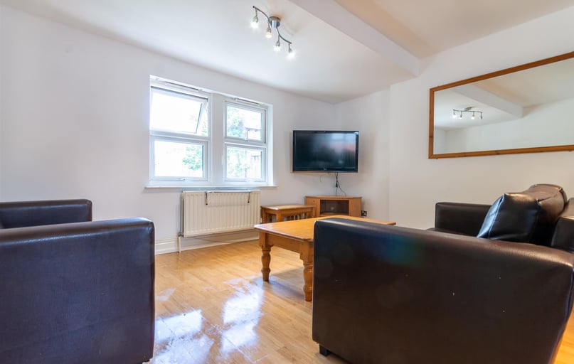 George House, Jesmond, Newcastle - Image 1